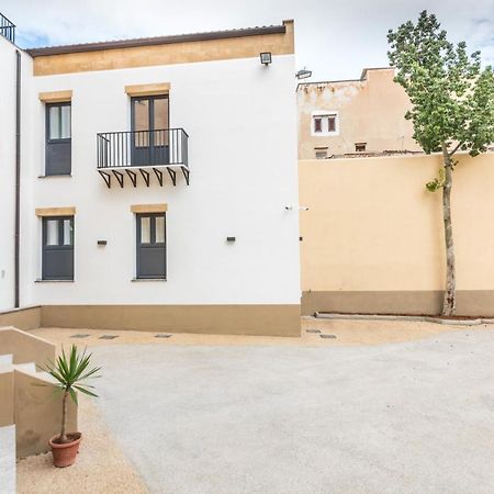 Camplus Palermo Normanni - Casa Per Ferie Exterior photo