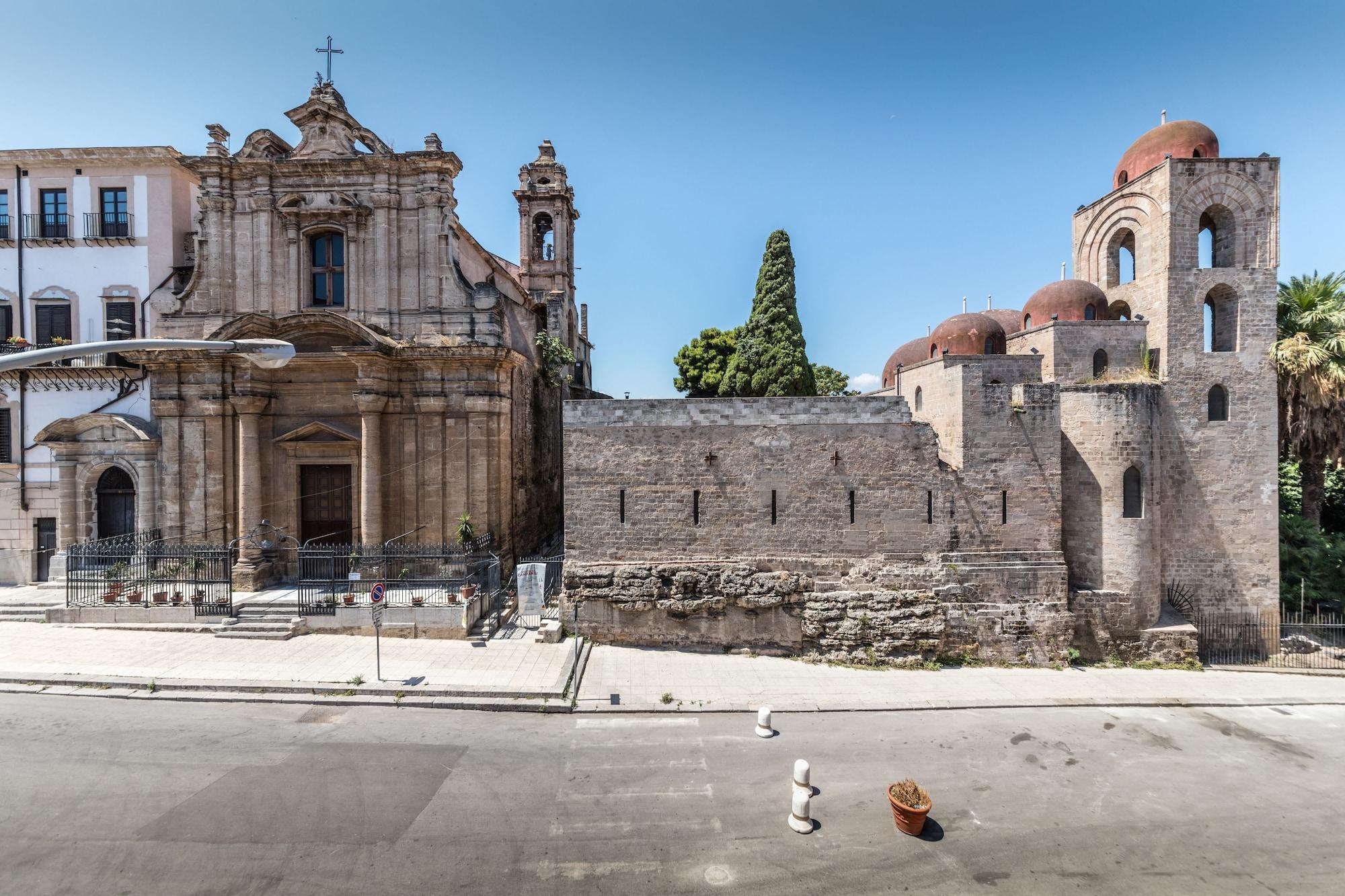 Camplus Palermo Normanni - Casa Per Ferie Exterior photo